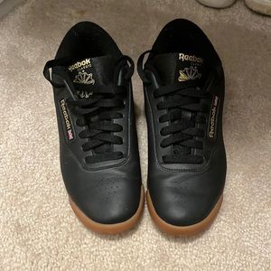 Black faux-Leather Gum-Sole Princess Reebok Classic sneakers